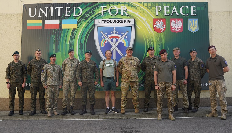 Professor Jahara Matisek with Ukrainian troops