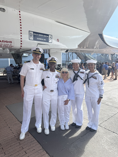 Several soldiers in white uniforms