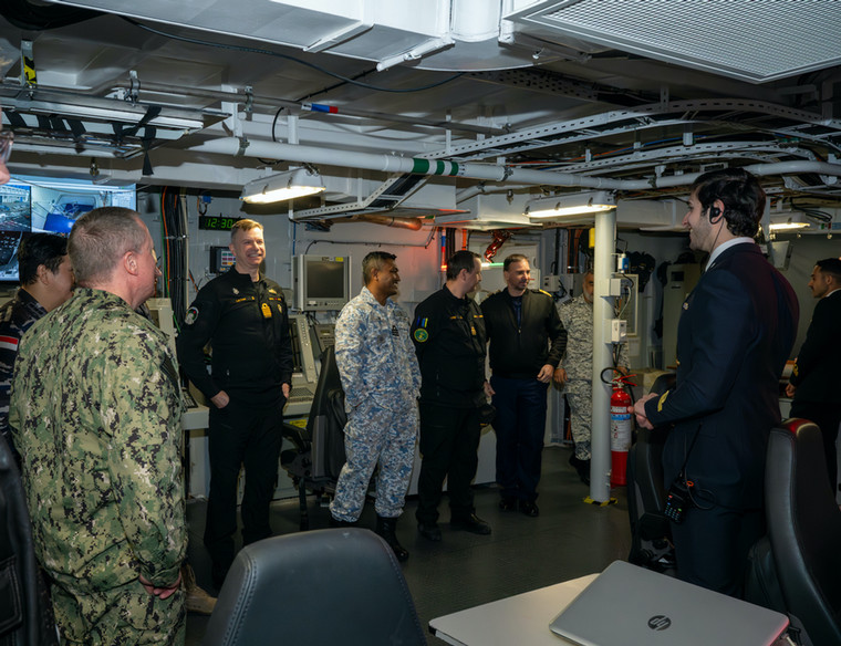 A delegation from the U.S. Naval War College’s Naval Command College (NCC) visited the Italian Carlo Bergamini-class frigate ITS Alpino (F 594) in Boston during the warship’s port visit there on Thursday, Feb. 26.