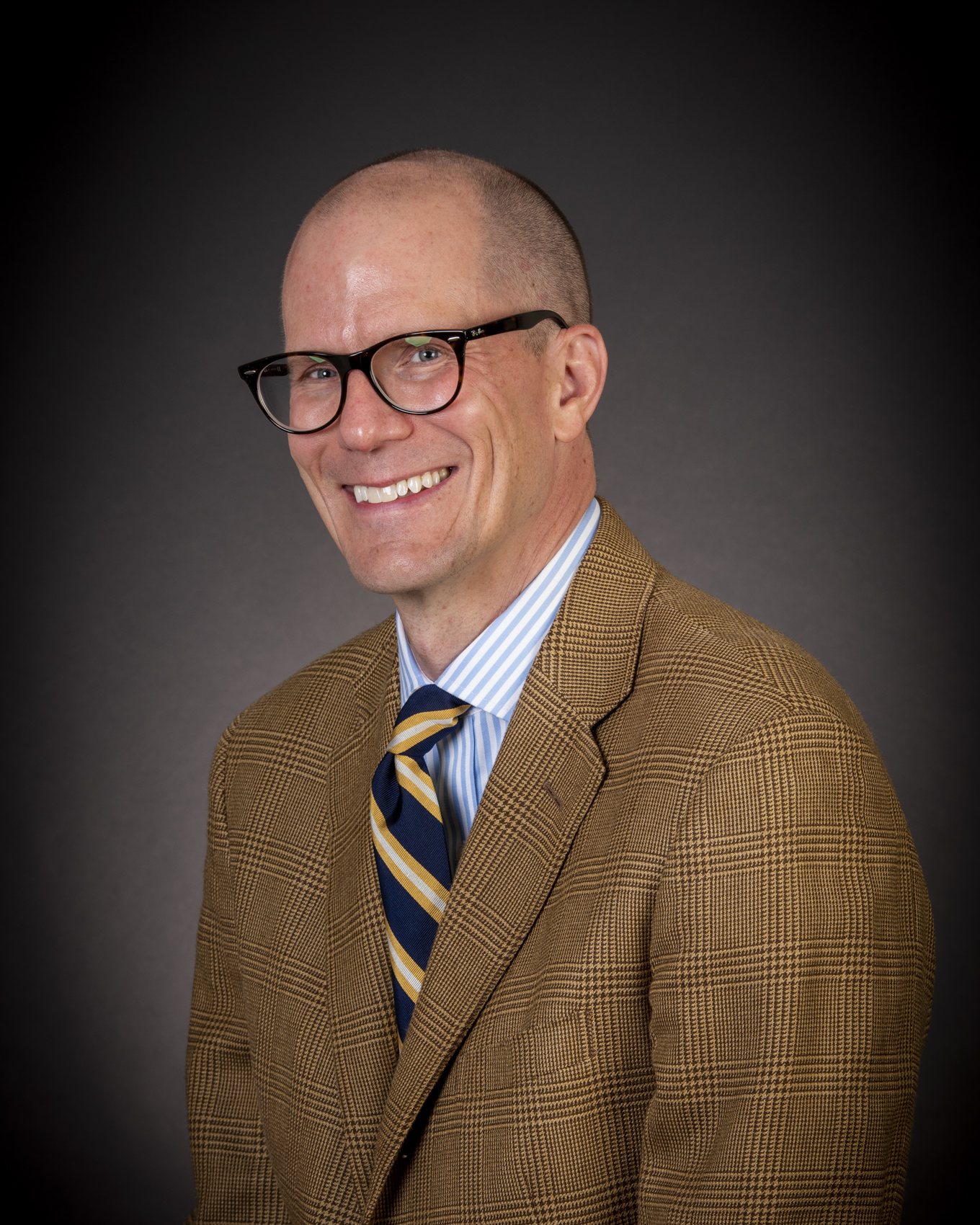 Josh Hammond faculty photo