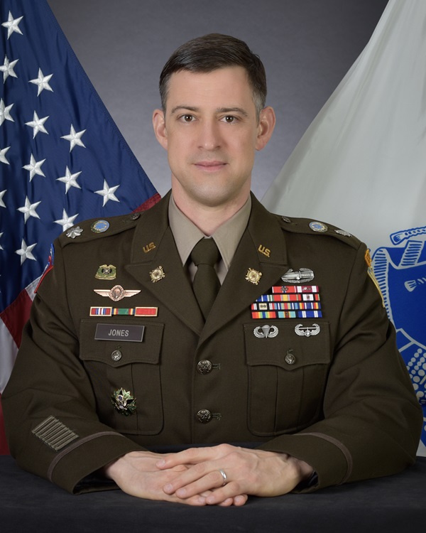 Jacob Jones faculty photo