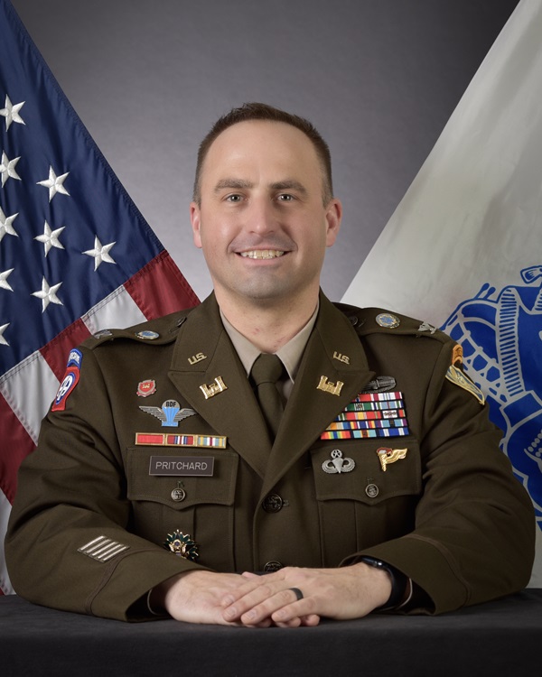 Justin Pritchard faculty photo