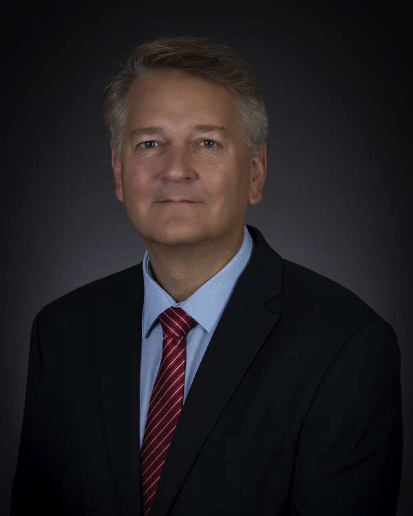 Jon R. Huggins faculty photo