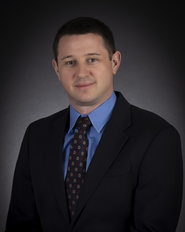 Adam Nelson faculty photo