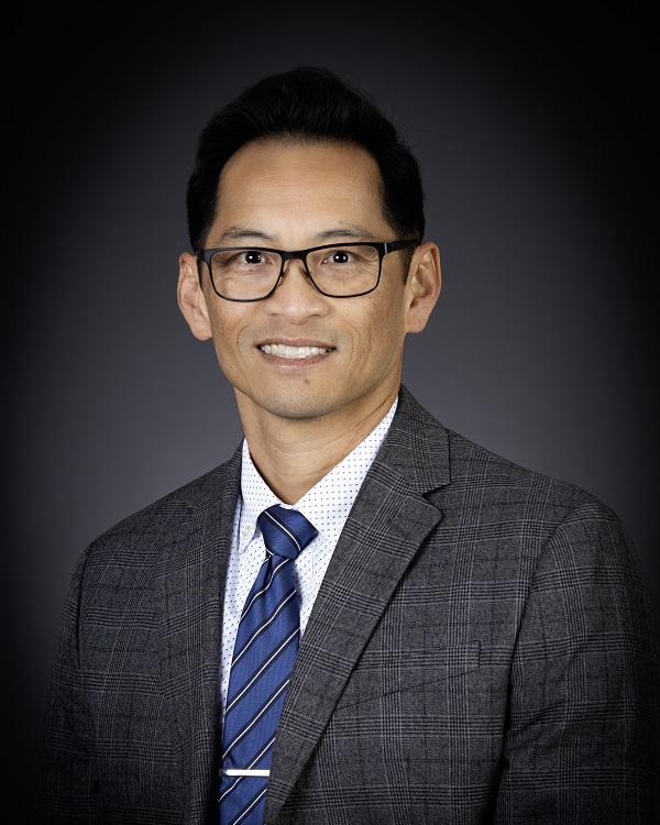 Tam Pham faculty photo