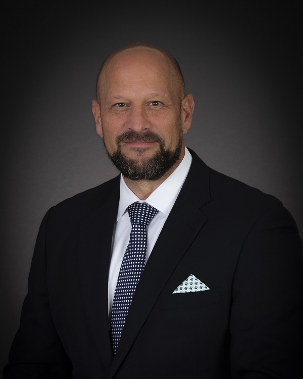 Scott M. Smith faculty photo