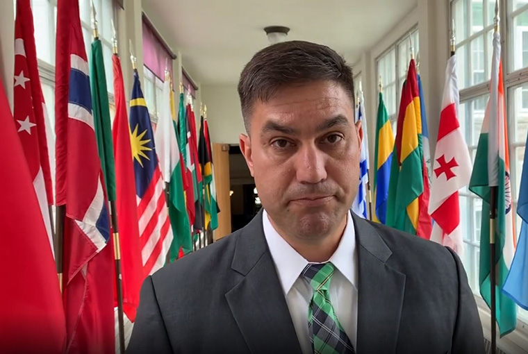 Cmdr. Darren McClurg in '45 Seconds on Leadership and Ethics' video series